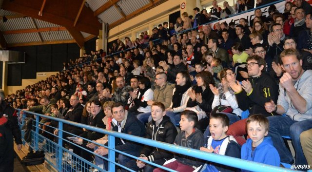 Photo hockey match La Roche-sur-Yon - Courchevel-Méribel-Pralognan le 04/04/2015