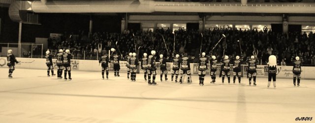 Photo hockey match La Roche-sur-Yon - Courchevel-Méribel-Pralognan le 04/04/2015