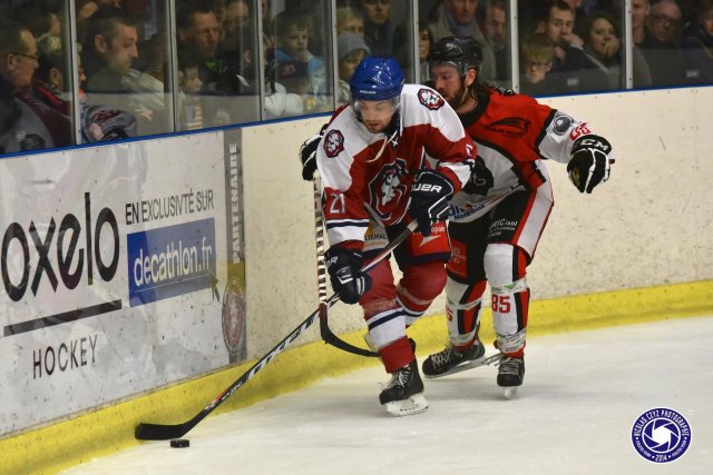 Photo hockey match Wasquehal Lille - Valenciennes le 06/04/2015