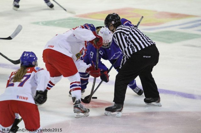 Photo hockey reportage Mondial féminin : Les Tchèques maîtrisent