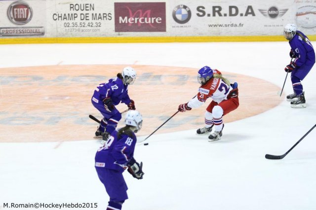 Photo hockey reportage Mondial féminin : Les Tchèques maîtrisent