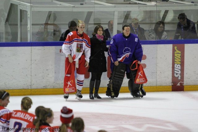 Photo hockey reportage Mondial féminin : Les Tchèques maîtrisent