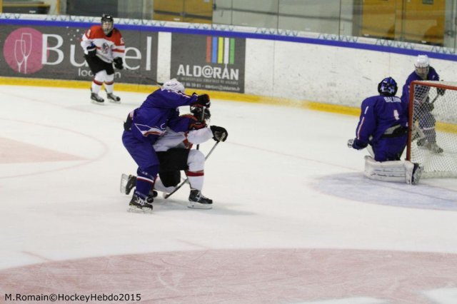 Photo hockey reportage Mondial Féminin - La France un peu courte.