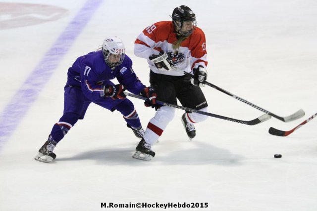 Photo hockey reportage Mondial Féminin - La France un peu courte.