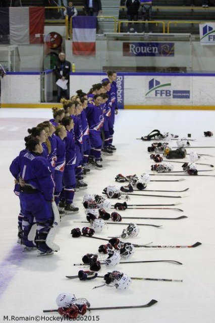 Photo hockey reportage Mondial Féminin - La France un peu courte.