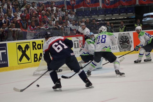 Photo hockey match Slovakia - Slovenia le 05/05/2015