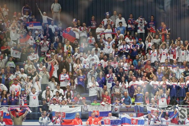 Photo hockey match Slovakia - Slovenia le 05/05/2015