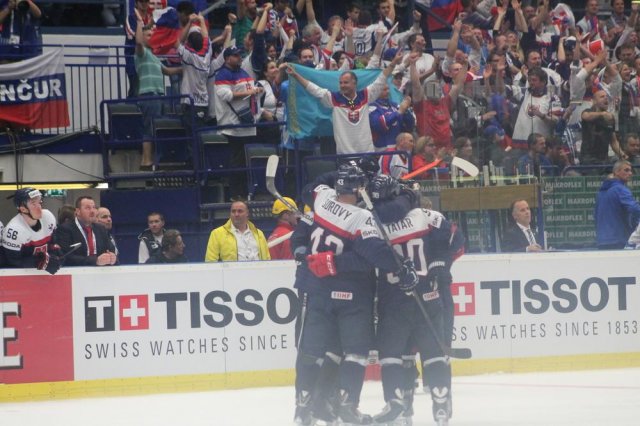 Photo hockey match Slovakia - Slovenia le 05/05/2015