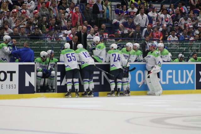 Photo hockey match Slovakia - Slovenia le 05/05/2015