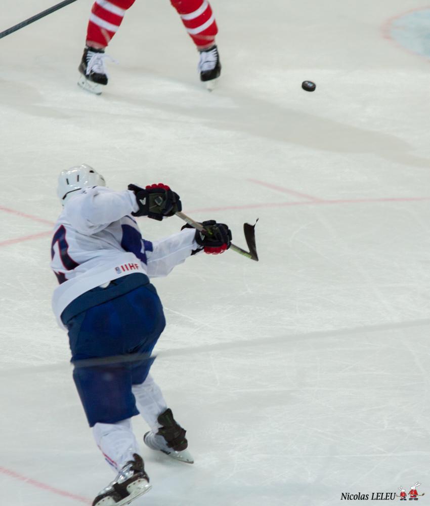France 3 - 4 Canada