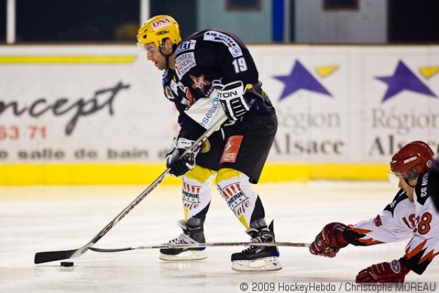 Photo hockey match Strasbourg  - Neuilly/Marne le 10/01/2009