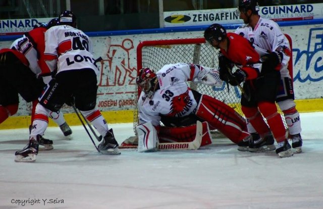 Photo hockey reportage Visp déjoue le Red Ice