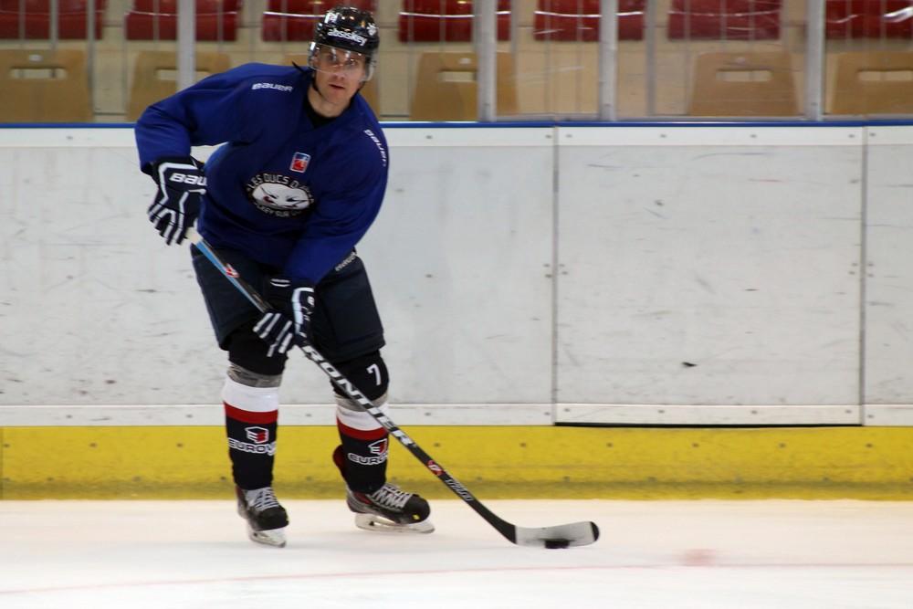 Les Ducs d'Angers retrouvent la glace — Reportage