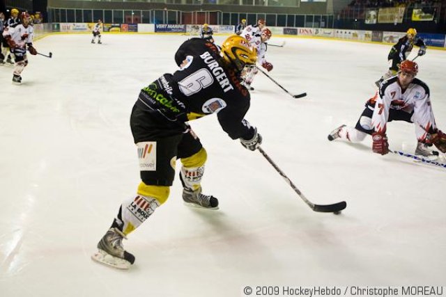 Photo hockey match Strasbourg  - Neuilly/Marne le 10/01/2009