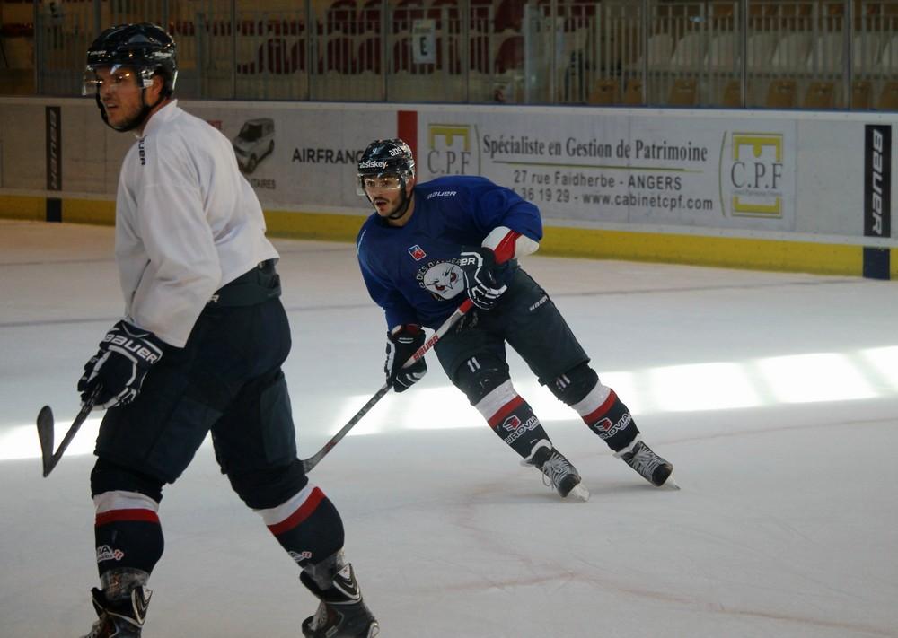 Les Ducs d'Angers retrouvent la glace — Reportage
