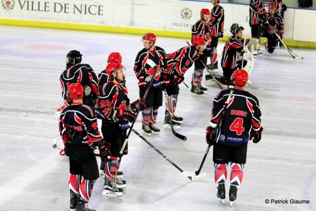 Photo hockey reportage Nice démarre mal sa Riviera Cup