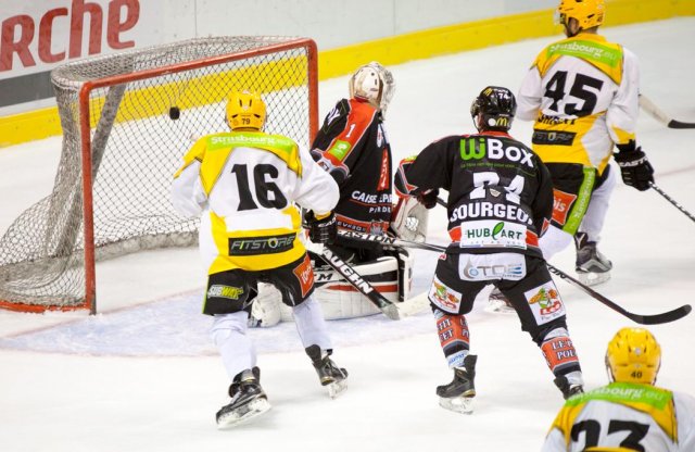 Photo hockey match Amiens  - Strasbourg  le 08/09/2015
