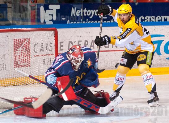 Grenoble  3 - 4 Strasbourg 