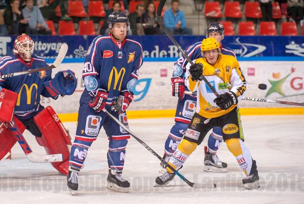 Grenoble  3 - 4 Strasbourg 