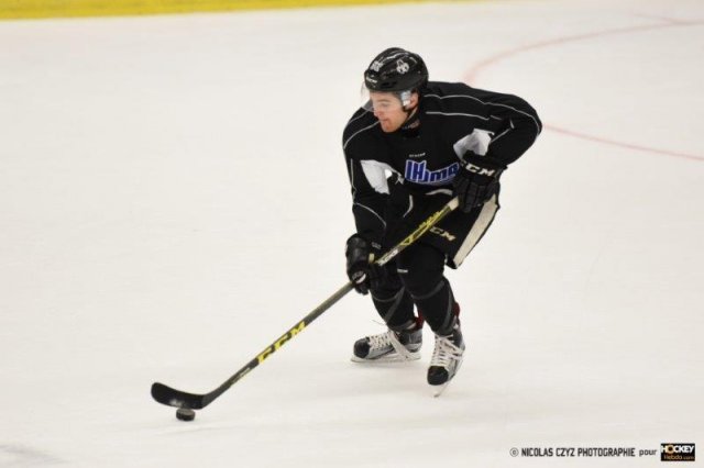 Photo hockey reportage Photos Entretien Joël Bouchard