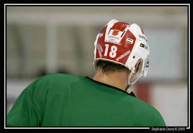 Photo hockey reportage Conti Cup : Premiers coups de patins