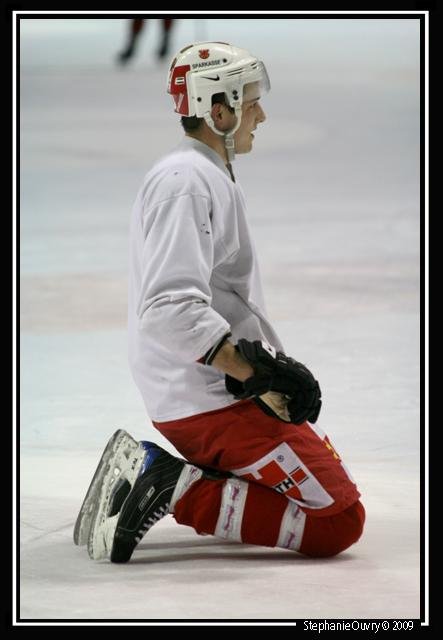 Photo hockey reportage Conti Cup : Premiers coups de patins