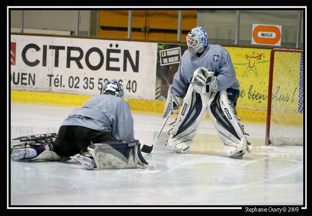 Photo hockey reportage Conti Cup : Premiers coups de patins