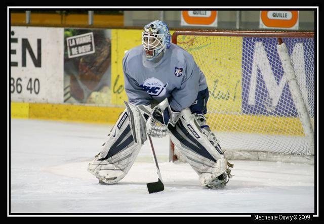 Photo hockey reportage Conti Cup : Premiers coups de patins
