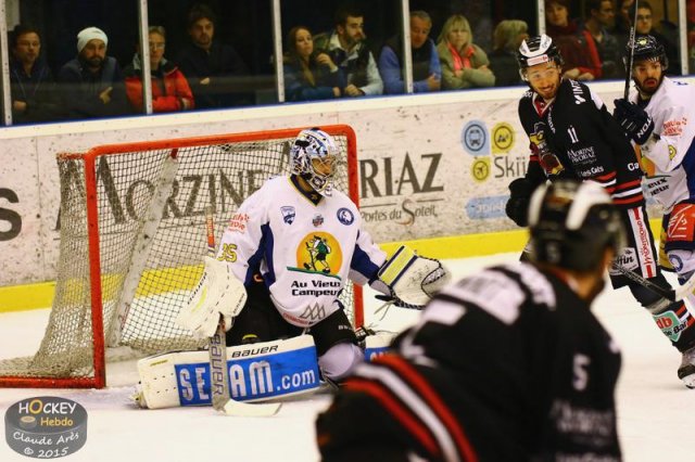 Photo hockey match Morzine-Avoriaz - Chamonix  le 17/10/2015