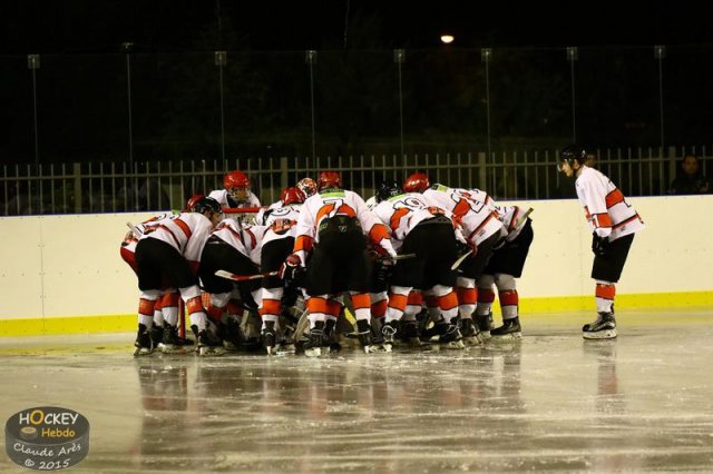 Photo hockey reportage U22 : Samoens, patinoire inaugurée et victoire du HC 74