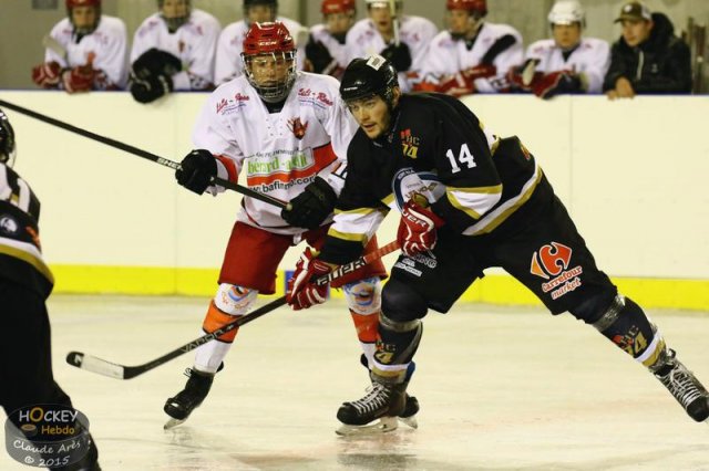 Photo hockey reportage U22 : Samoens, patinoire inaugurée et victoire du HC 74