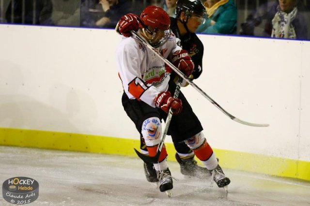 Photo hockey reportage U22 : Samoens, patinoire inaugurée et victoire du HC 74