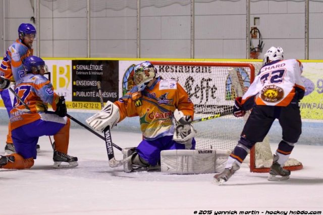 Photo hockey match Clermont-Ferrand II - Montpellier  le 31/10/2015