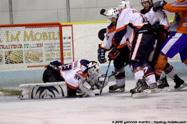 Photo hockey match Clermont-Ferrand II - Montpellier  le 31/10/2015