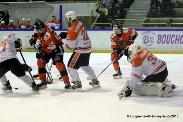 Photo hockey reportage Continental Cup J1 Match 1 : Soligorsk tranquillement