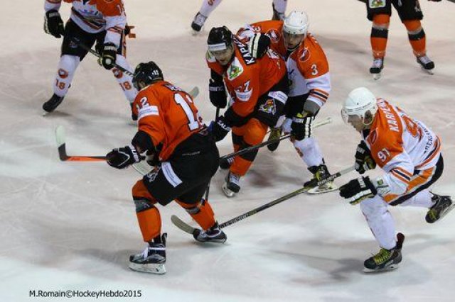 Photo hockey reportage Continental Cup J1 Match 1 : Soligorsk tranquillement