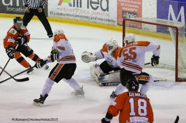 Photo hockey reportage Continental Cup J1 Match 1 : Soligorsk tranquillement