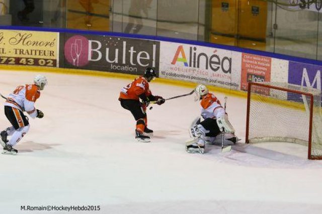 Photo hockey reportage Continental Cup J1 Match 1 : Soligorsk tranquillement