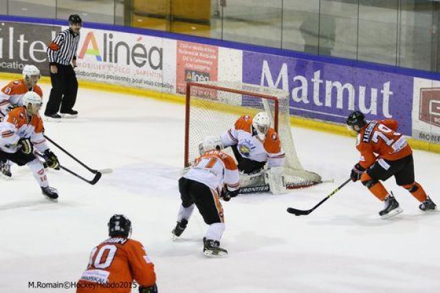 Photo hockey reportage Continental Cup J1 Match 1 : Soligorsk tranquillement