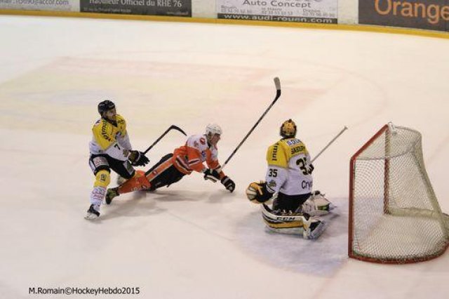 Photo hockey reportage Continental Cup J2 Match 4 : Et de deux