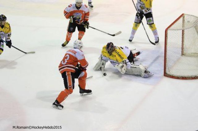 Photo hockey reportage Continental Cup J2 Match 4 : Et de deux