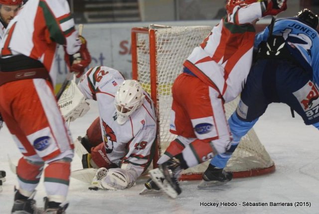 Photo hockey match Tours  - Courbevoie  le 21/11/2015