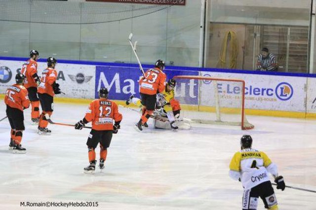 Photo hockey reportage Continental Cup J3 Match 6 : Victoire et qualification.