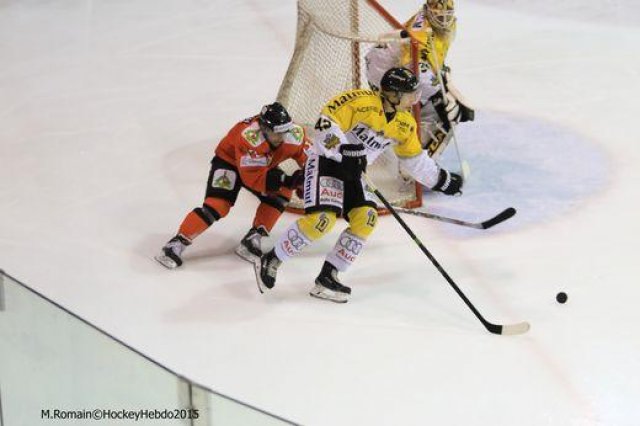 Photo hockey reportage Continental Cup J3 Match 6 : Victoire et qualification.