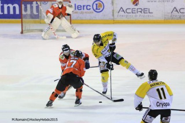 Photo hockey reportage Continental Cup J3 Match 6 : Victoire et qualification.