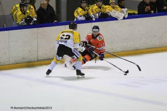 Photo hockey reportage Continental Cup J3 Match 6 : Victoire et qualification.