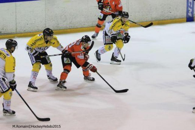 Photo hockey reportage Continental Cup J3 Match 6 : Victoire et qualification.