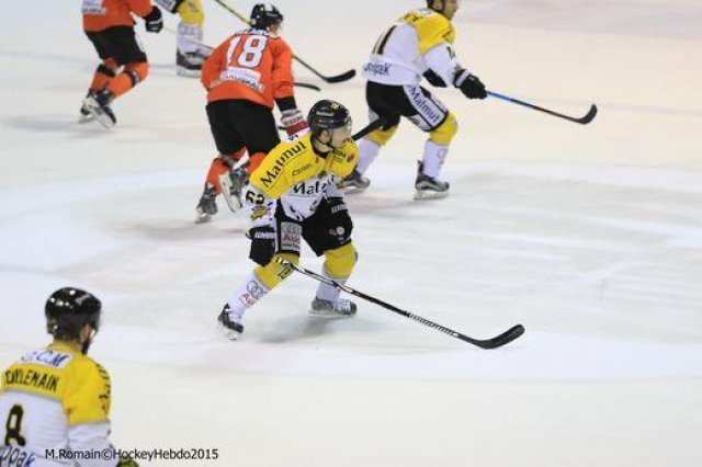 Photo hockey reportage Continental Cup J3 Match 6 : Victoire et qualification.