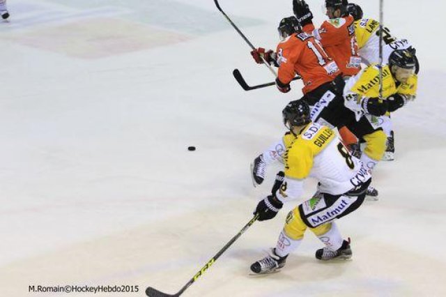 Photo hockey reportage Continental Cup J3 Match 6 : Victoire et qualification.