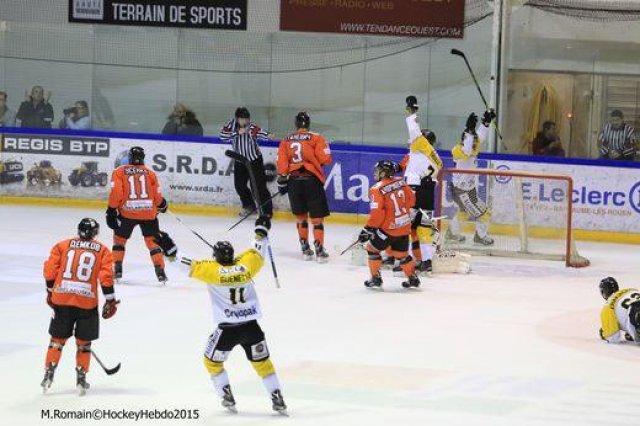 Photo hockey reportage Continental Cup J3 Match 6 : Victoire et qualification.